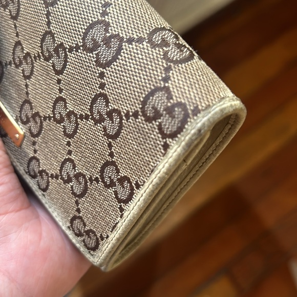 GUCCI WALLET - Picture 16 of 16